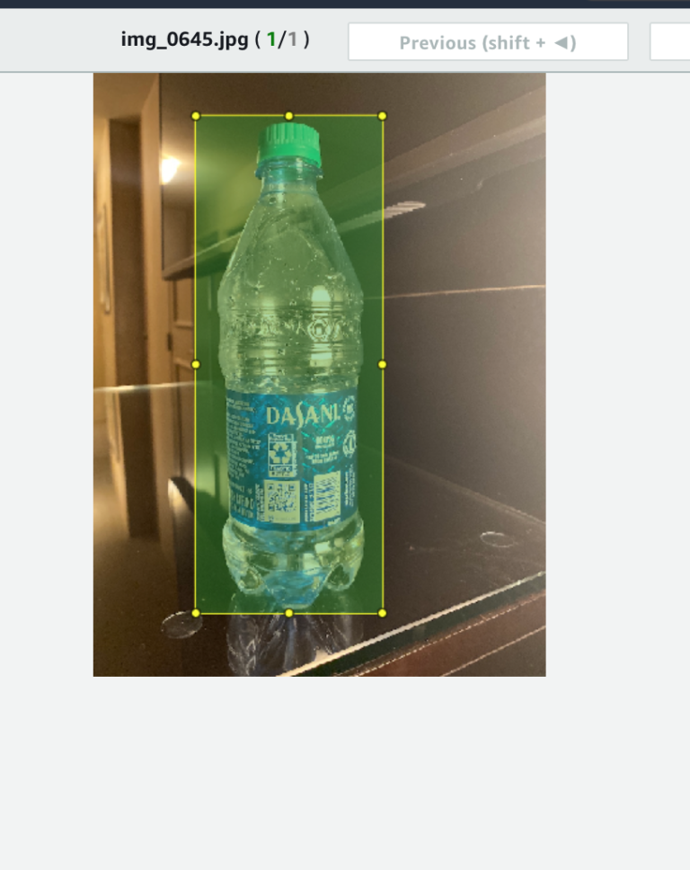 【新機能】Amazon Rekognition Custom Labelsを利用して、画像からビジネス固有のオブジェクトやシーンを見つけられるようになりました! #reinvent ...